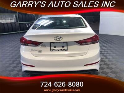 2018 Hyundai ELANTRA SE   - Photo 6 - Dunbar, PA 15431