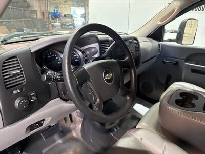 2014 Chevrolet Silverado 3500 Work Truck   - Photo 12 - Dunbar, PA 15431