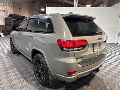 2020 Jeep Grand Cherokee Laredo   - Photo 7 - Dunbar, PA 15431