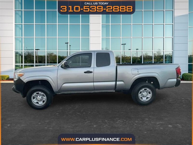 2018 Toyota Tacoma SR  
