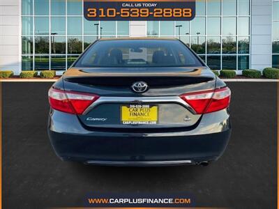 2017 Toyota Camry SE   - Photo 8 - Huntington Beach, CA 92647