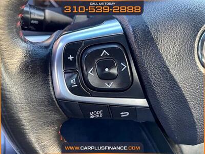 2017 Toyota Camry SE   - Photo 15 - Huntington Beach, CA 92647