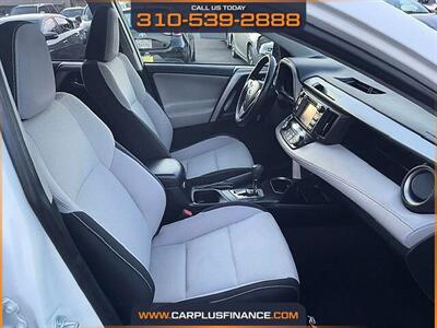 2018 Toyota RAV4 XLE - Photo 37 - Huntington Beach, CA 92647