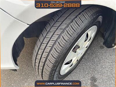 2013 Toyota Prius C One   - Photo 4 - Huntington Beach, CA 92647