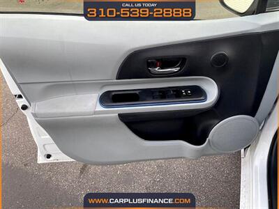2013 Toyota Prius C One   - Photo 11 - Huntington Beach, CA 92647