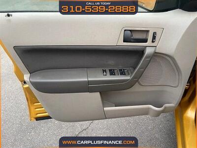 2009 Ford Focus SE   - Photo 19 - Huntington Beach, CA 92647