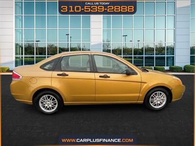 2009 Ford Focus SE   - Photo 6 - Huntington Beach, CA 92647