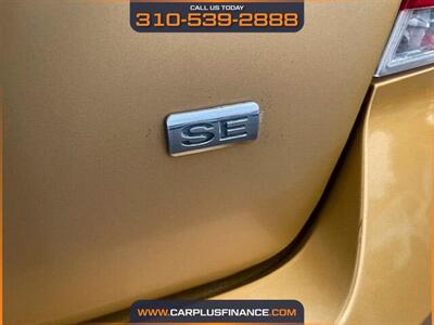 2009 Ford Focus SE   - Photo 14 - Huntington Beach, CA 92647