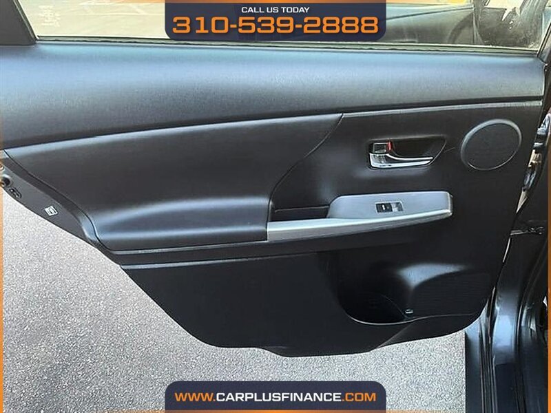 2015 Toyota Prius V Five - Photo 30 - Huntington Beach, CA 92647