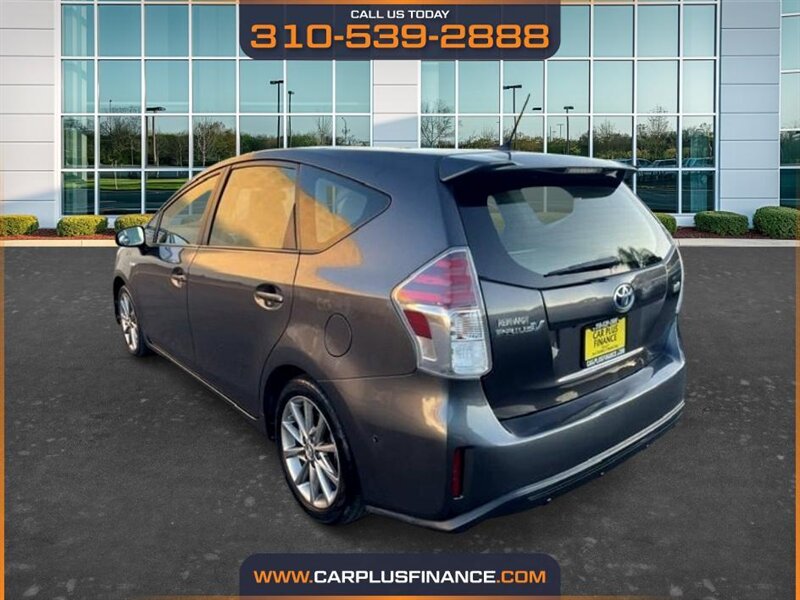 2015 Toyota Prius V Five - Photo 8 - Huntington Beach, CA 92647