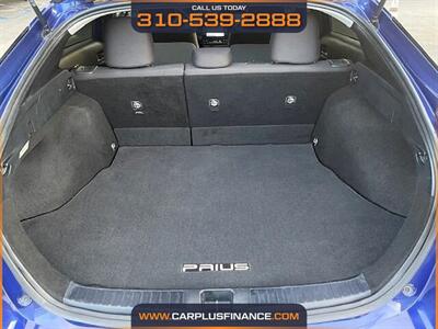 2017 Toyota Prius Three   - Photo 25 - Huntington Beach, CA 92647