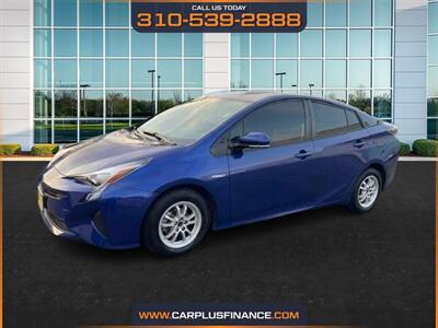 2017 Toyota Prius Three   - Photo 1 - Huntington Beach, CA 92647