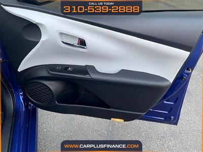 2017 Toyota Prius Three   - Photo 29 - Huntington Beach, CA 92647