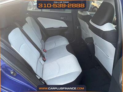 2017 Toyota Prius Three   - Photo 32 - Huntington Beach, CA 92647