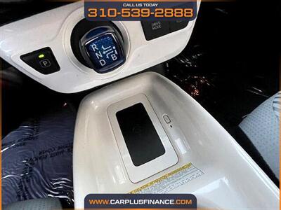 2017 Toyota Prius Three   - Photo 20 - Huntington Beach, CA 92647