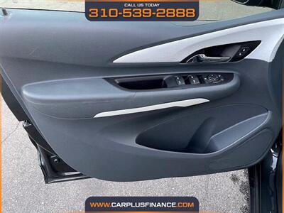 2020 Chevrolet Bolt EV Bolt EV LT   - Photo 11 - Huntington Beach, CA 92647