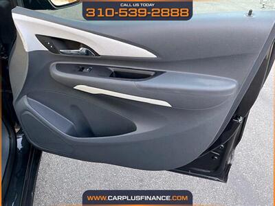 2020 Chevrolet Bolt EV Bolt EV LT   - Photo 31 - Huntington Beach, CA 92647