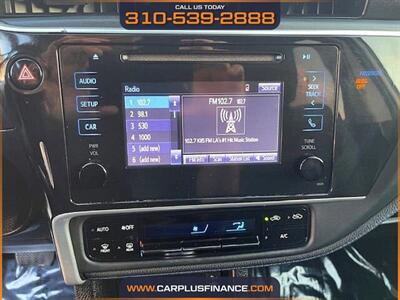 2018 Toyota Corolla SE   - Photo 11 - Huntington Beach, CA 92647