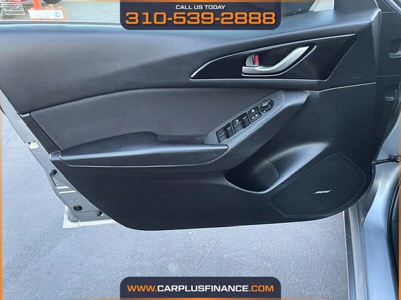 2015 Mazda MAZDA3 i Touring - Photo 10 - Huntington Beach, CA 92647