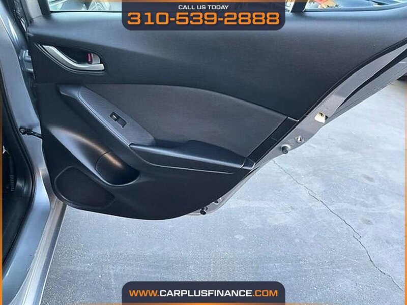 2015 Mazda MAZDA3 i Touring - Photo 37 - Huntington Beach, CA 92647