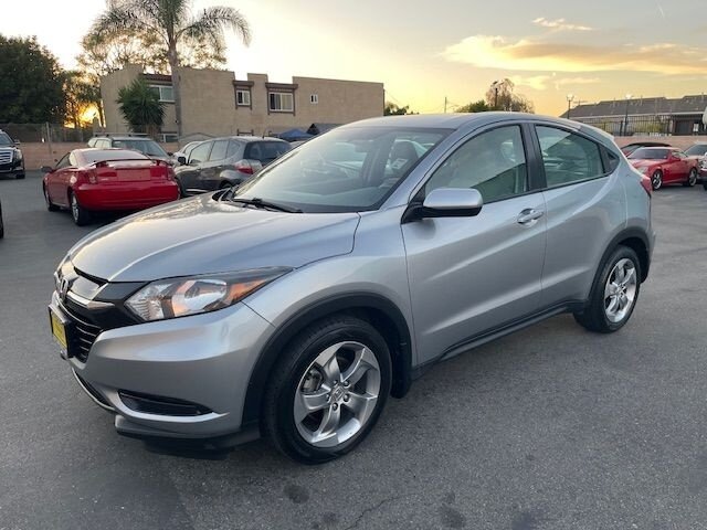 2017 Honda HR-V LX  
