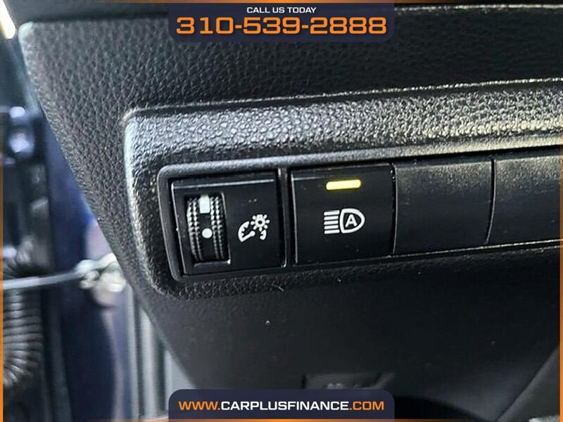 2021 Toyota Corolla LE - Photo 18 - Huntington Beach, CA 92647