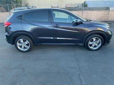 2016 Honda HR-V LX   - Photo 11 - Huntington Beach, CA 92647