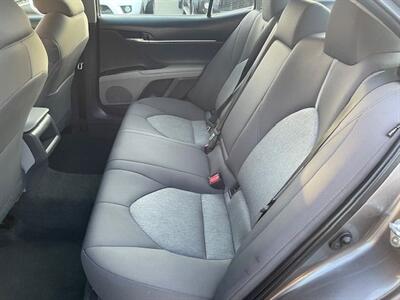2021 Toyota Camry LE   - Photo 11 - Huntington Beach, CA 92647