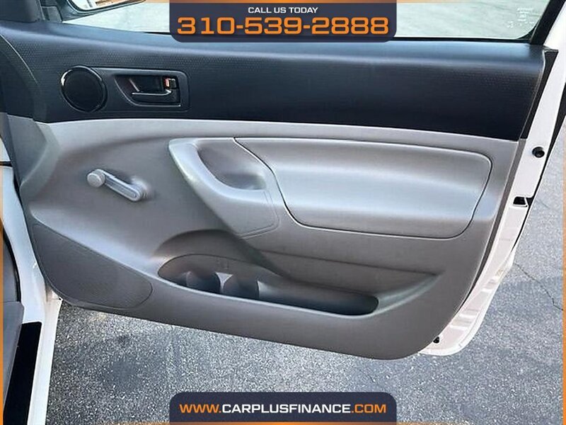 2014 Toyota Tacoma Base - Photo 25
