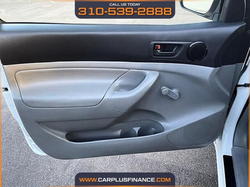 2014 Toyota Tacoma Base - Photo 11