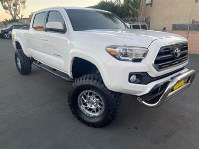 2017 Toyota Tacoma SR5 V6   - Photo 11 - Huntington Beach, CA 92647