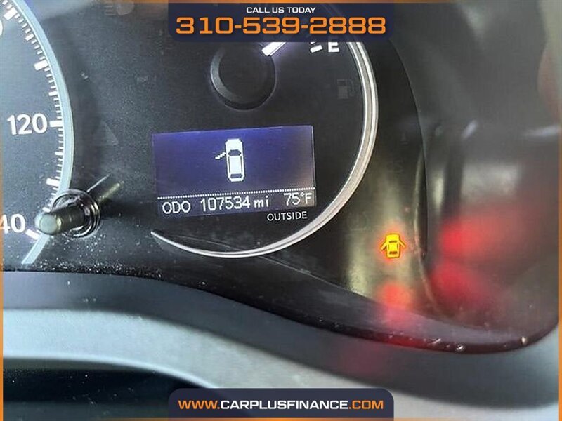 2013 Lexus CT 200h - Photo 17 - Huntington Beach, CA 92647
