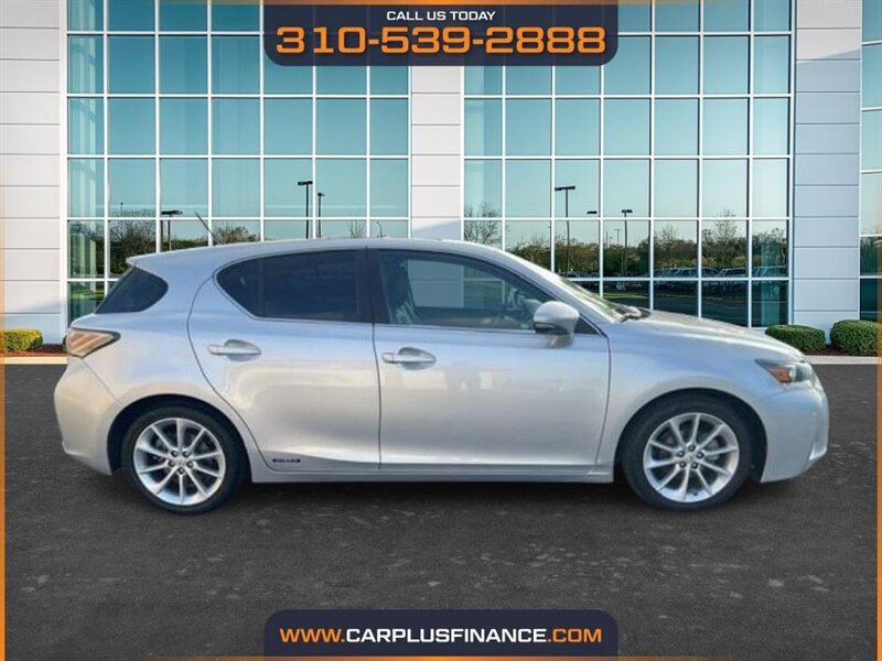 2013 Lexus CT 200h - Photo 31 - Huntington Beach, CA 92647