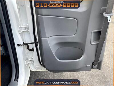 2013 Toyota Tacoma Access Cab V6  TRD Off-Road Pkg 4 x 4 - Photo 25 - Huntington Beach, CA 92647