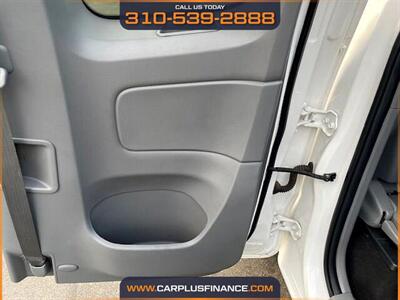 2013 Toyota Tacoma Access Cab V6  TRD Off-Road Pkg 4 x 4 - Photo 32 - Huntington Beach, CA 92647