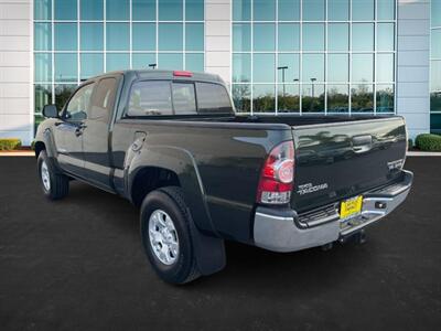 2013 Toyota Tacoma Access Cab PreRunner V6  SR5 - Photo 2 - Huntington Beach, CA 92647