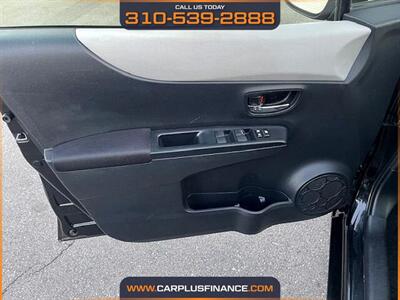 2012 Toyota Yaris 4 Door Hatchback LE   - Photo 10 - Huntington Beach, CA 92647