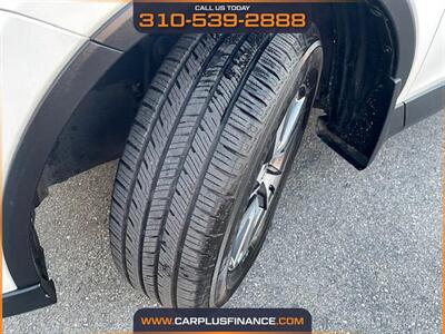 2017 Toyota RAV4 XLE   - Photo 4 - Huntington Beach, CA 92647