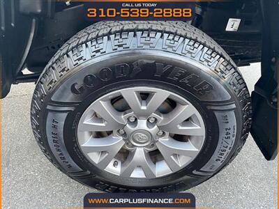 2019 Toyota Tacoma Access Cab SR5 V6 4 x 4  4 x 4 - Photo 15 - Huntington Beach, CA 92647