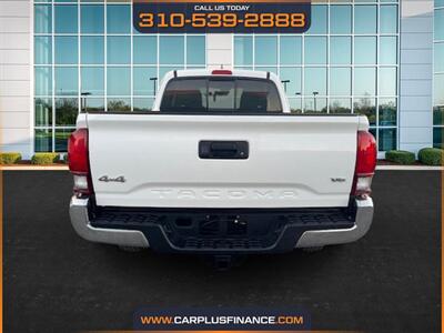 2019 Toyota Tacoma Access Cab SR5 V6 4 x 4  4 x 4 - Photo 9 - Huntington Beach, CA 92647