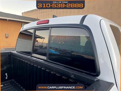 2019 Toyota Tacoma Access Cab SR5 V6 4 x 4  4 x 4 - Photo 13 - Huntington Beach, CA 92647