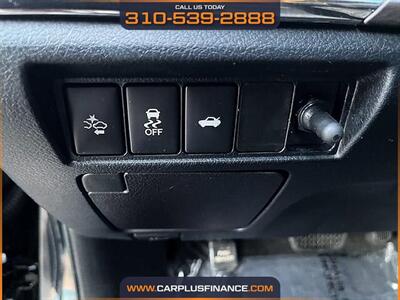 2018 Toyota Avalon XLE   - Photo 14 - Huntington Beach, CA 92647