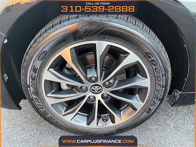 2018 Toyota Avalon XLE   - Photo 5 - Huntington Beach, CA 92647