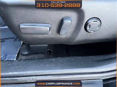 2018 Toyota Avalon XLE   - Photo 12 - Huntington Beach, CA 92647