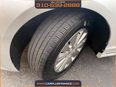 2016 Hyundai SONATA Hybrid SE   - Photo 4 - Huntington Beach, CA 92647