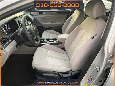 2016 Hyundai SONATA Hybrid SE   - Photo 27 - Huntington Beach, CA 92647