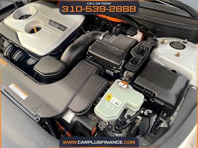 2016 Hyundai SONATA Hybrid SE   - Photo 8 - Huntington Beach, CA 92647