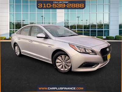 2016 Hyundai SONATA Hybrid SE   - Photo 10 - Huntington Beach, CA 92647