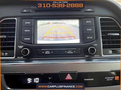 2016 Hyundai SONATA Hybrid SE   - Photo 33 - Huntington Beach, CA 92647