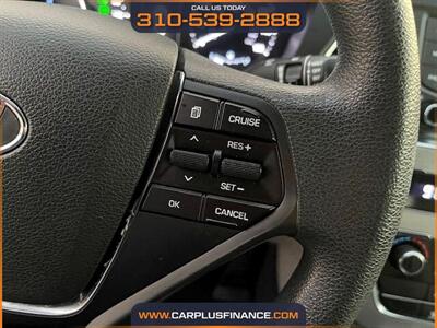 2016 Hyundai SONATA Hybrid SE   - Photo 31 - Huntington Beach, CA 92647